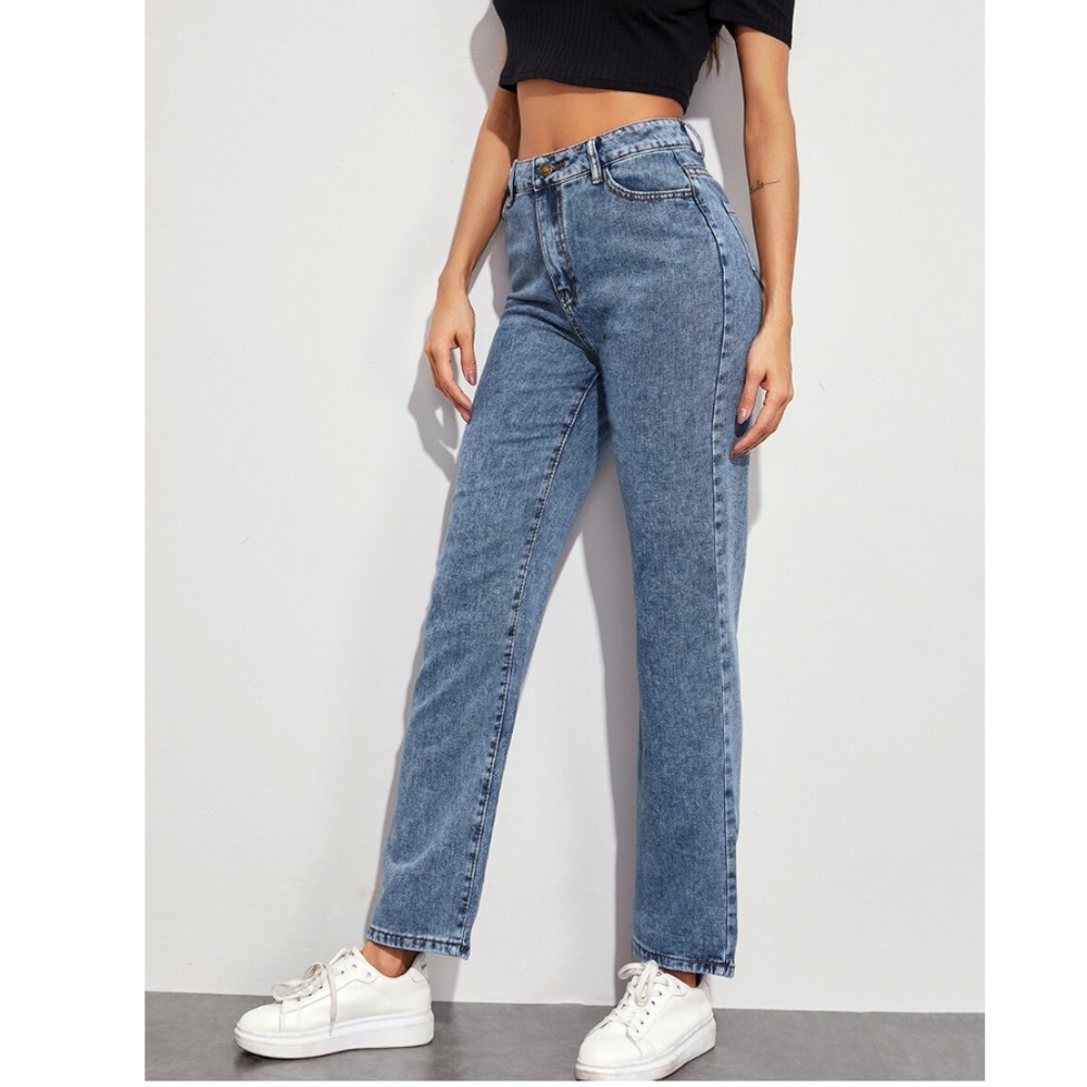 High Rise Mom Jeans - Picture 2 of 7